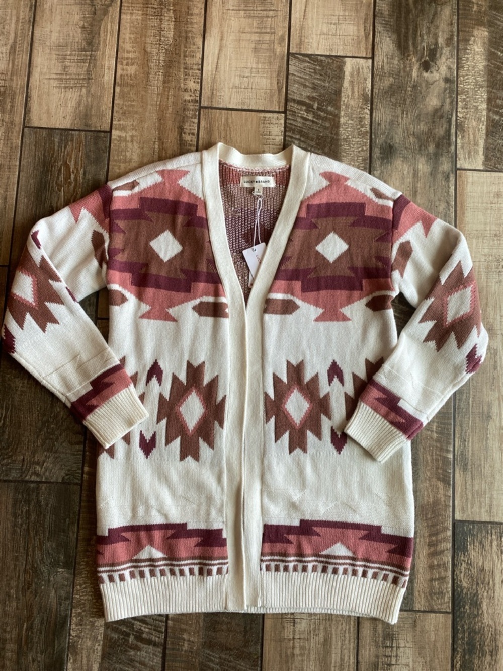 Lucky Brand Cream Cardigan with Brown & Rust Aztec Pattern 🆕 - Picture 2 of 11